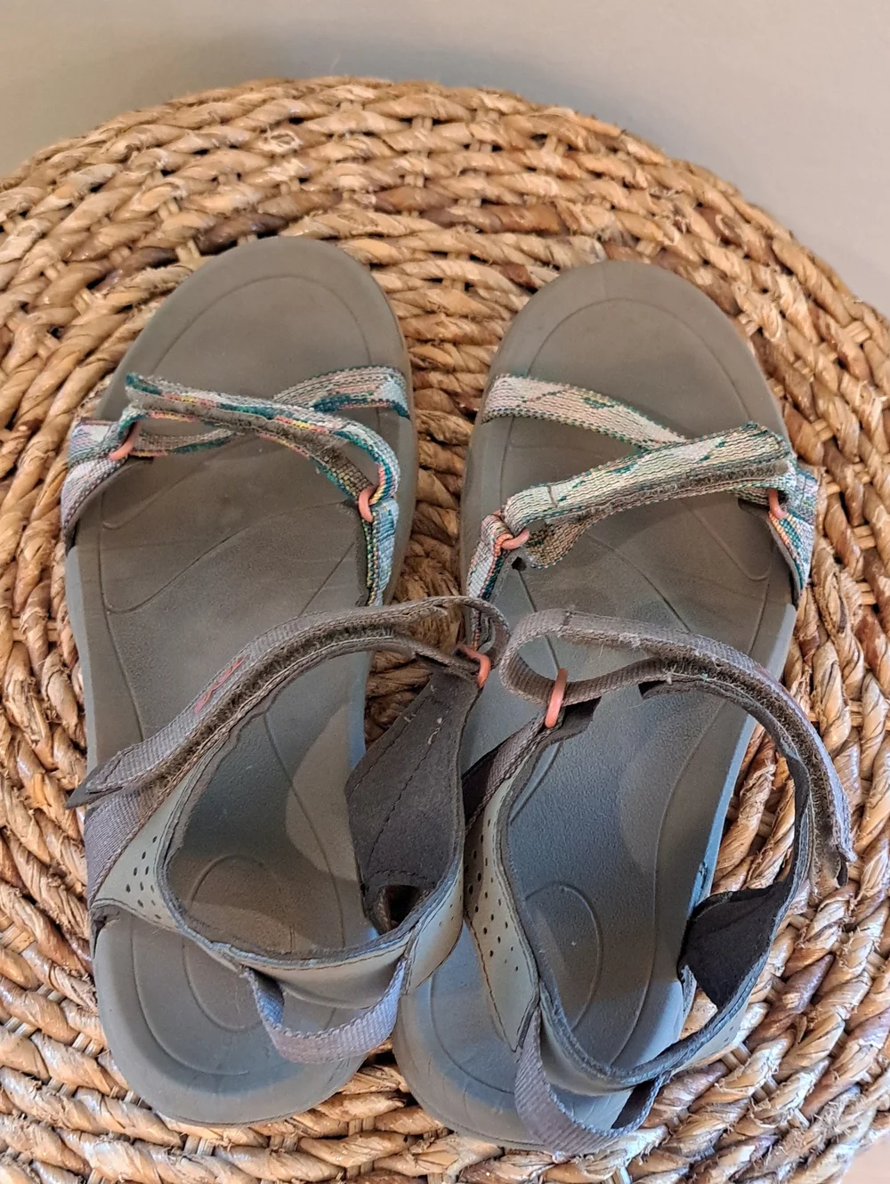Teva Womens Terra Activewear/Outdoor Tan/Brown/Peach Print Sandals 7.5